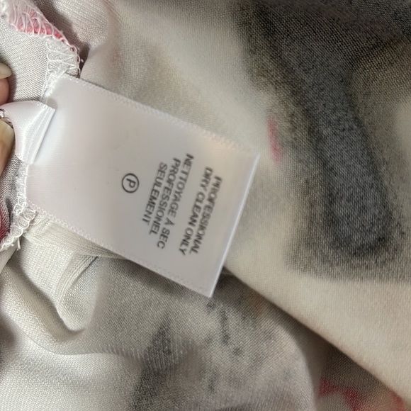 CALVIN KLEIN sleeveless floral top, sz med - Picture 5 of 7